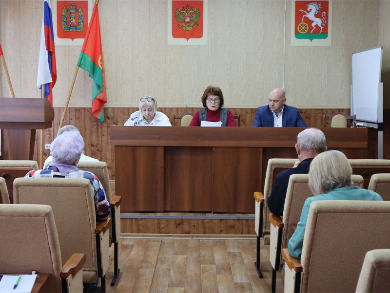 Обсуждение важных вопросов с главой города.