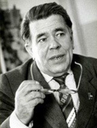 Екимов Иван Николаевич Екимов Иван Николаевич.